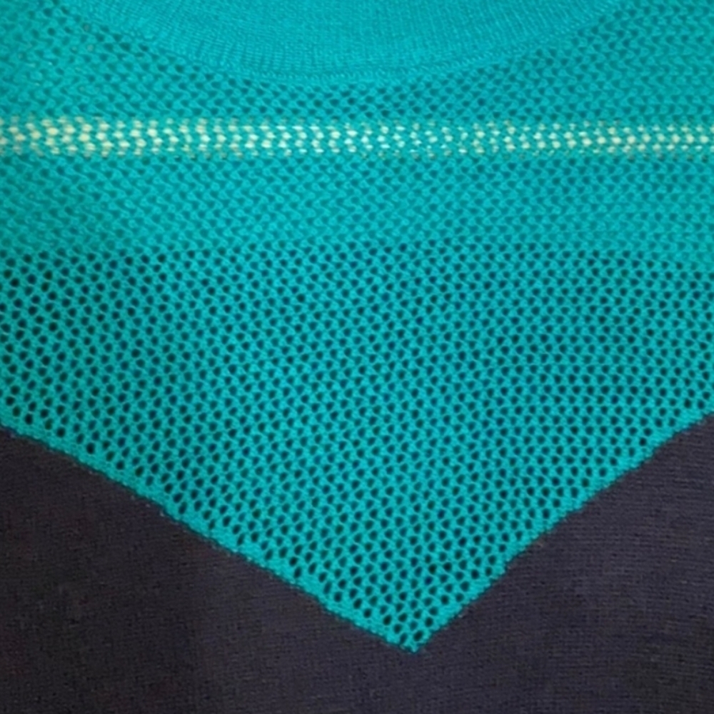 I ❤️ Ronson Colorblock sweater - Picture 2 of 4